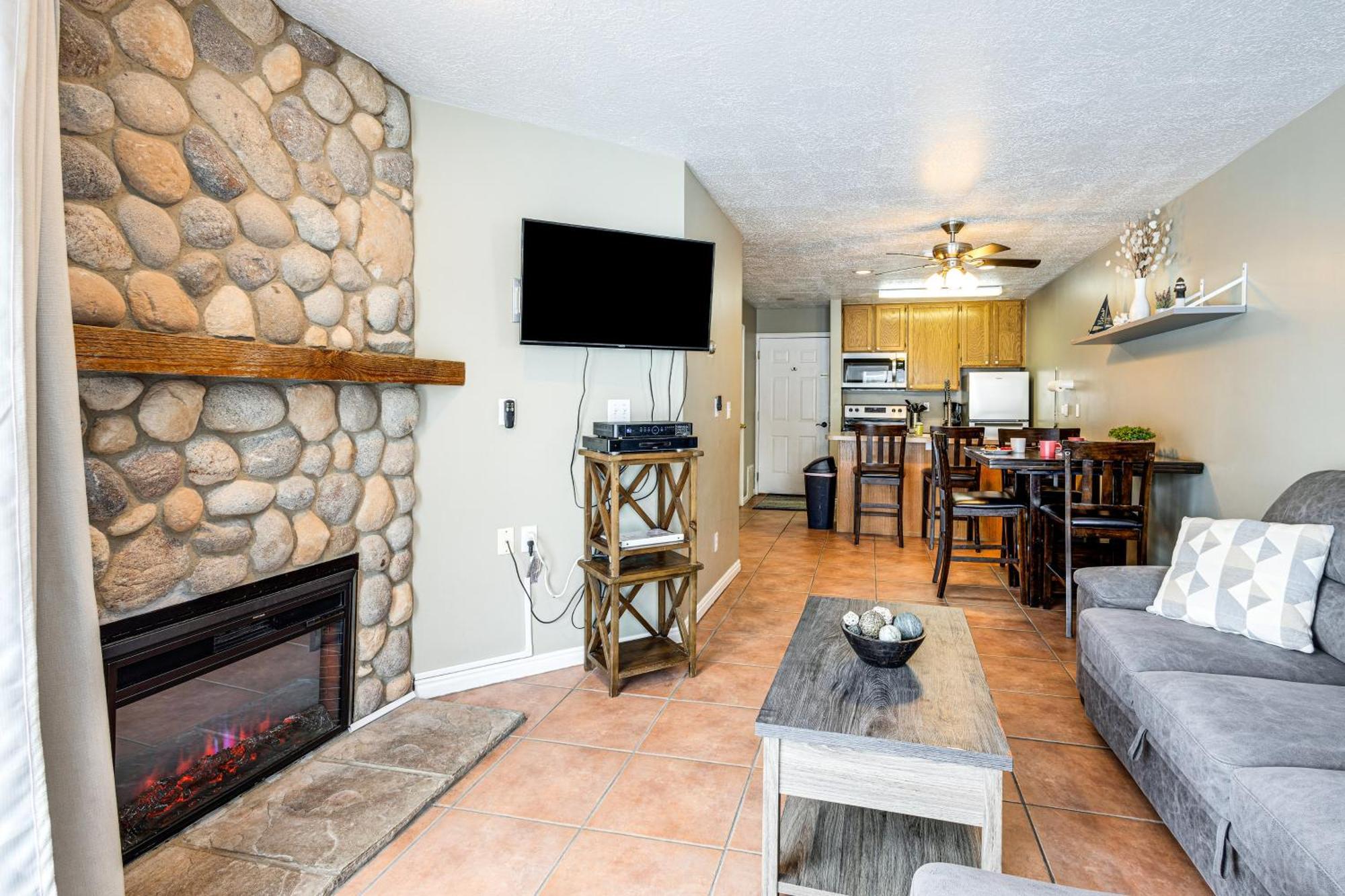 Garden City Condo With Pool Access By Bear Lake! Exterior foto
